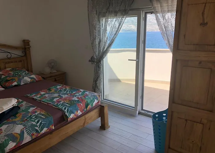 Διαμέρισμα Priscilla *